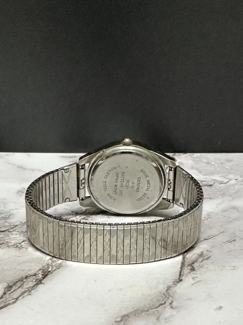 3/$30 Mother of Pearl Dial Watch Women Silver Tone Stretch Band New Battery 6.5